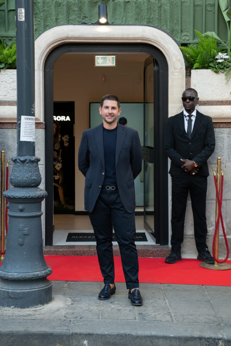 Alessandro Legora, ancora più eleganza in piazza dei Martiri